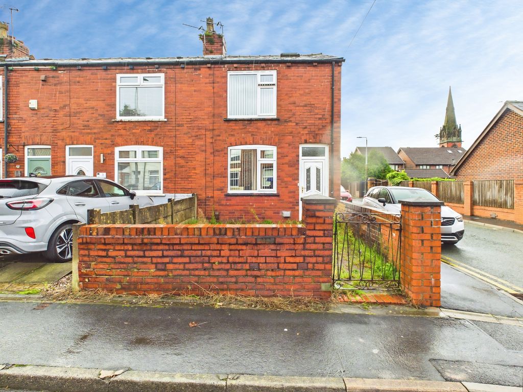 Property photo 1 of 16
