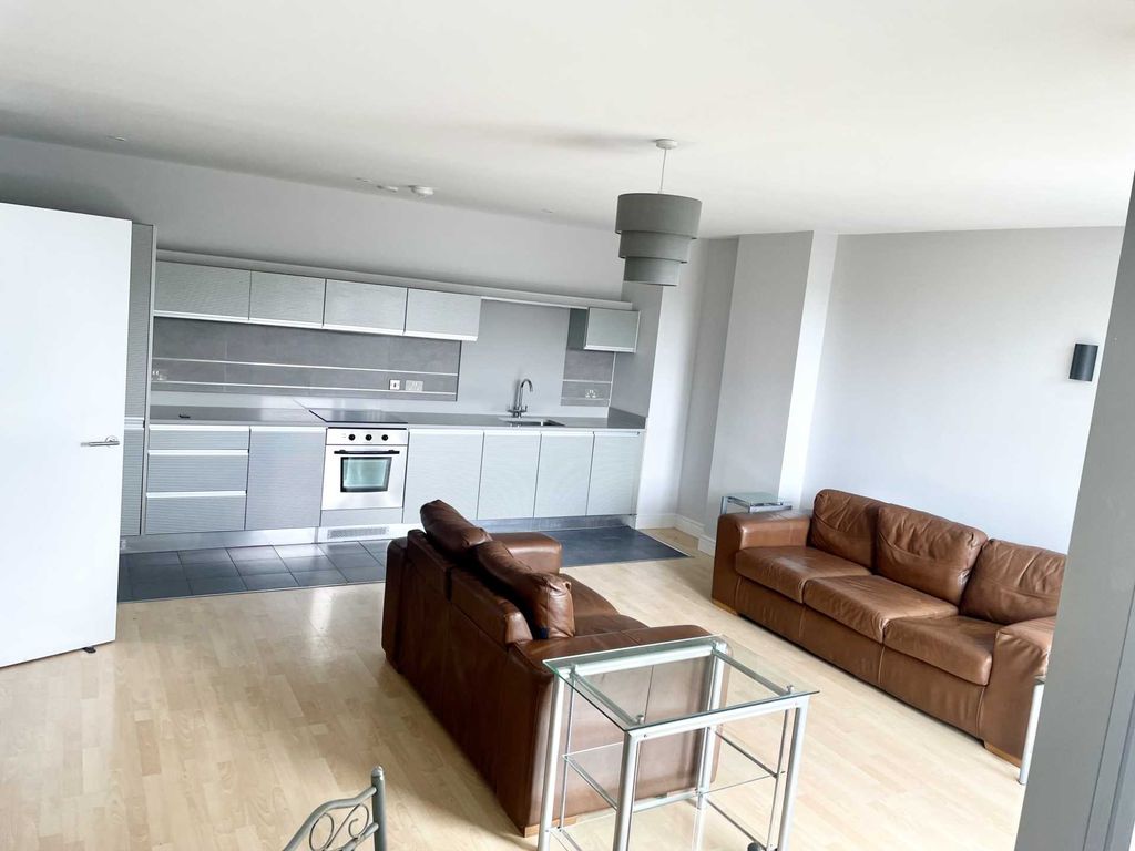 Property photo 2 of 6