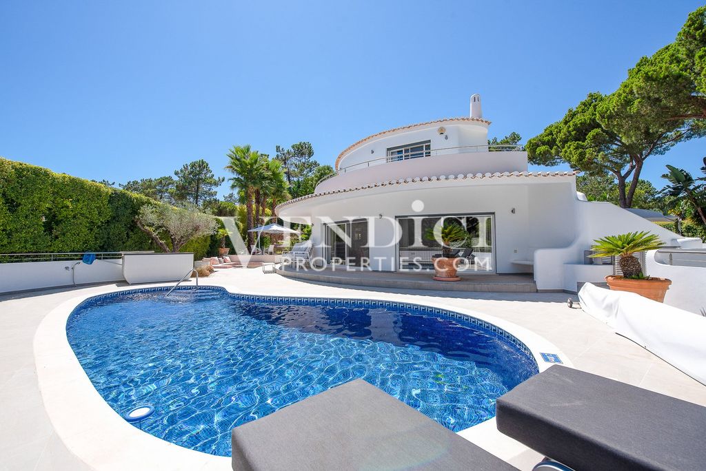 Property photo 1 of 38 Mediterranean Character 4 Bed Villa