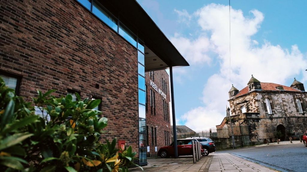 Property photo 3 of 7