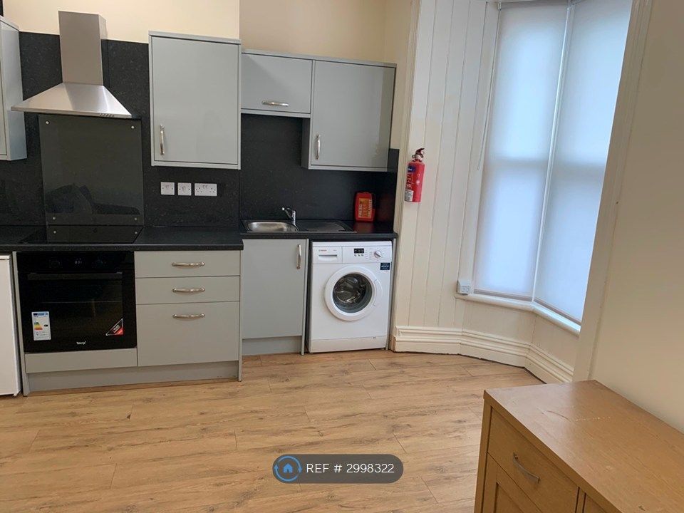 Property photo 2 of 9