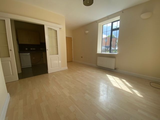 Property photo 2 of 5 Kitchen