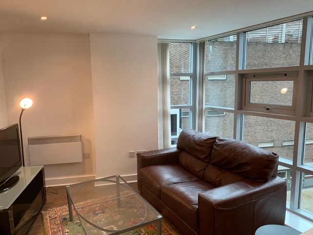 Property photo 3 of 6
