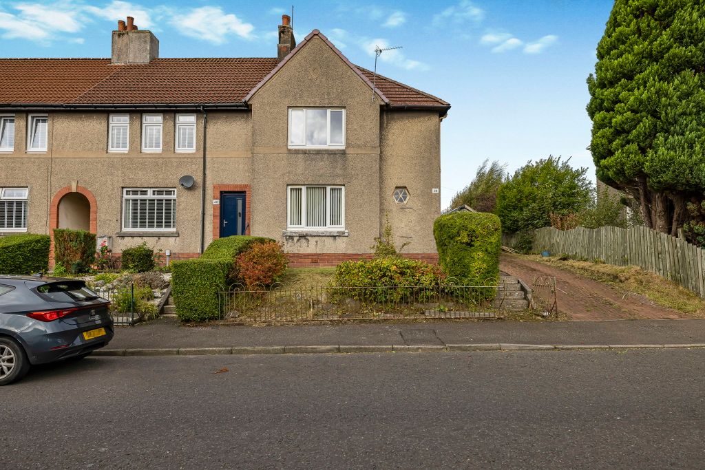 Property photo 1 of 18 001
