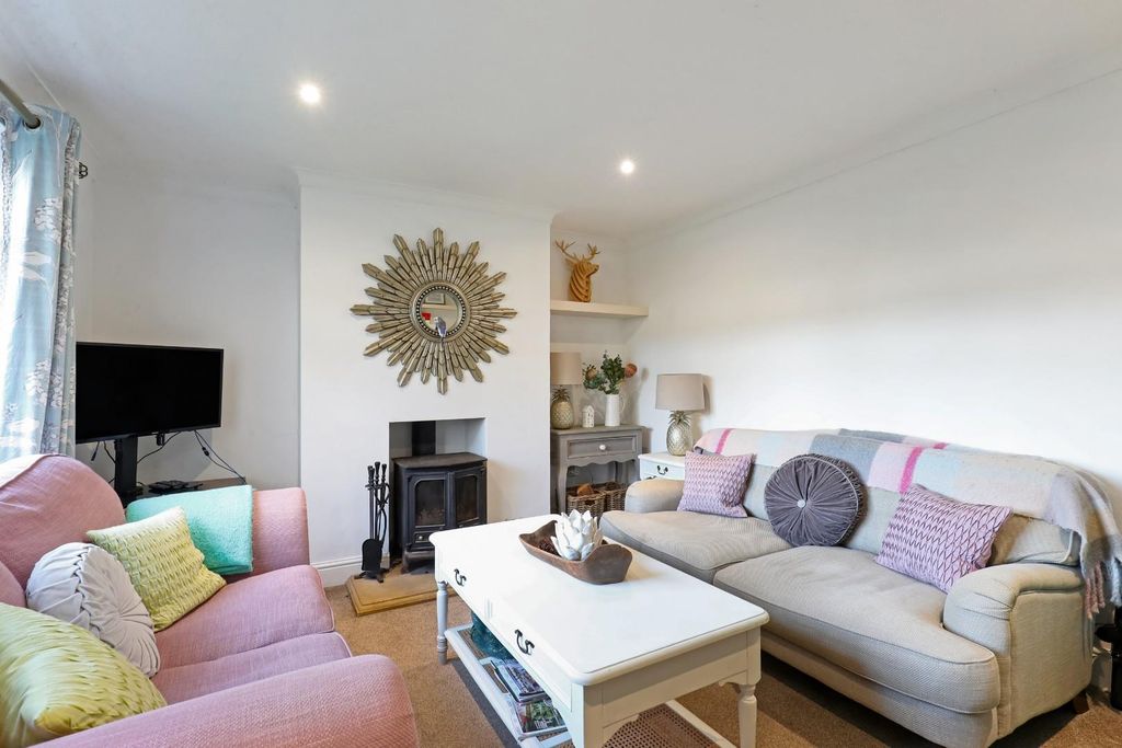 Property photo 2 of 24 Ph4_6337431.Jpg