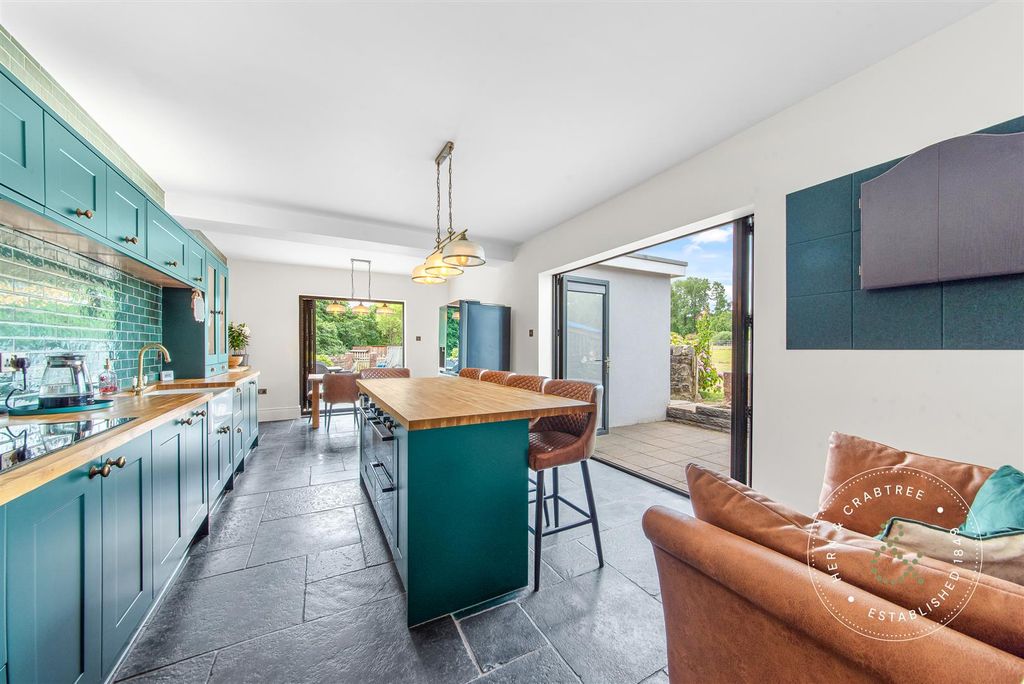 Property photo 3 of 49 Norton-House-23.Jpg
