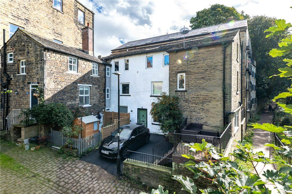 Property photo 1 of 27 Main