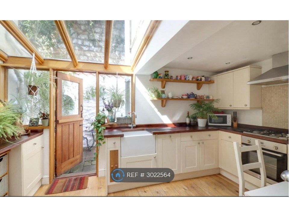Property photo 1 of 14 Kitchen