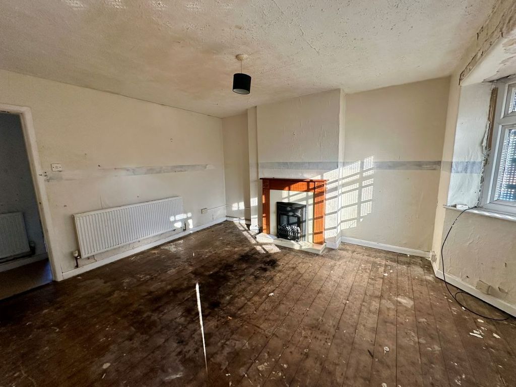 Property photo 2 of 10 Image 2