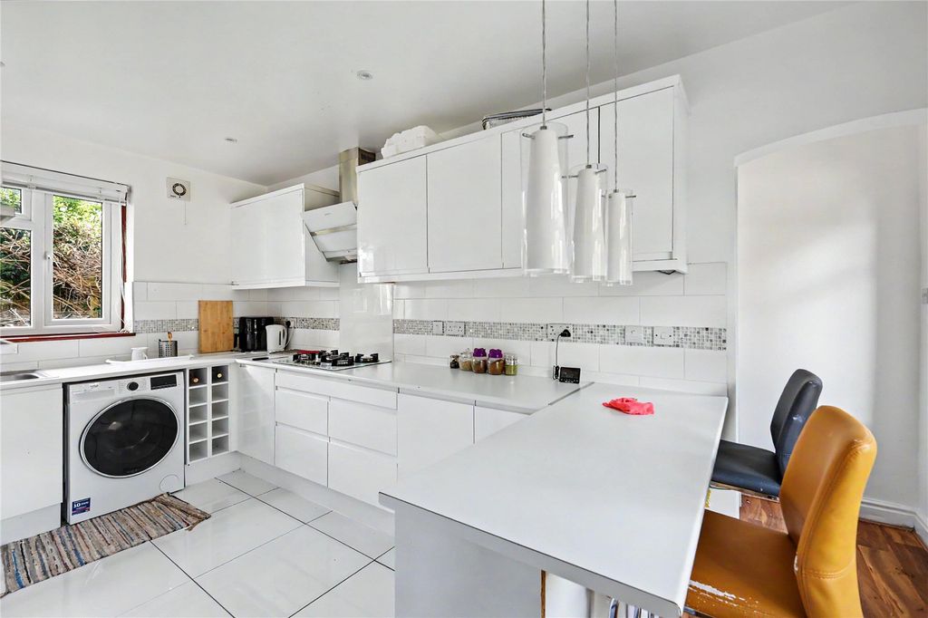 Additional image 9 of 4 bed detached house for saleClay Hill, Enfield EN2