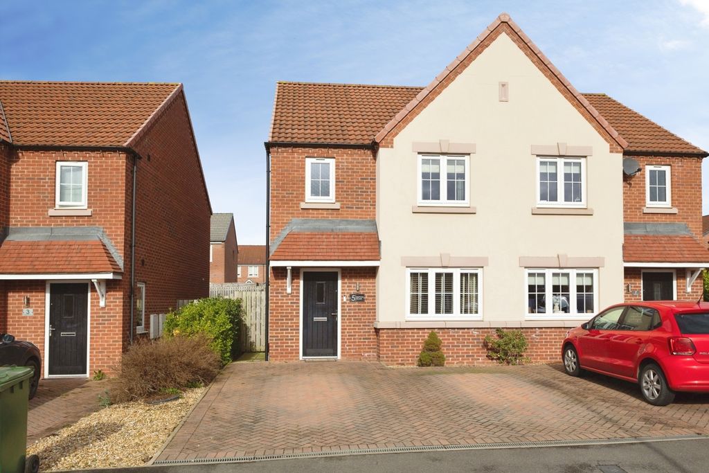 Property photo 1 of 15 Pbox-Img.Jpg