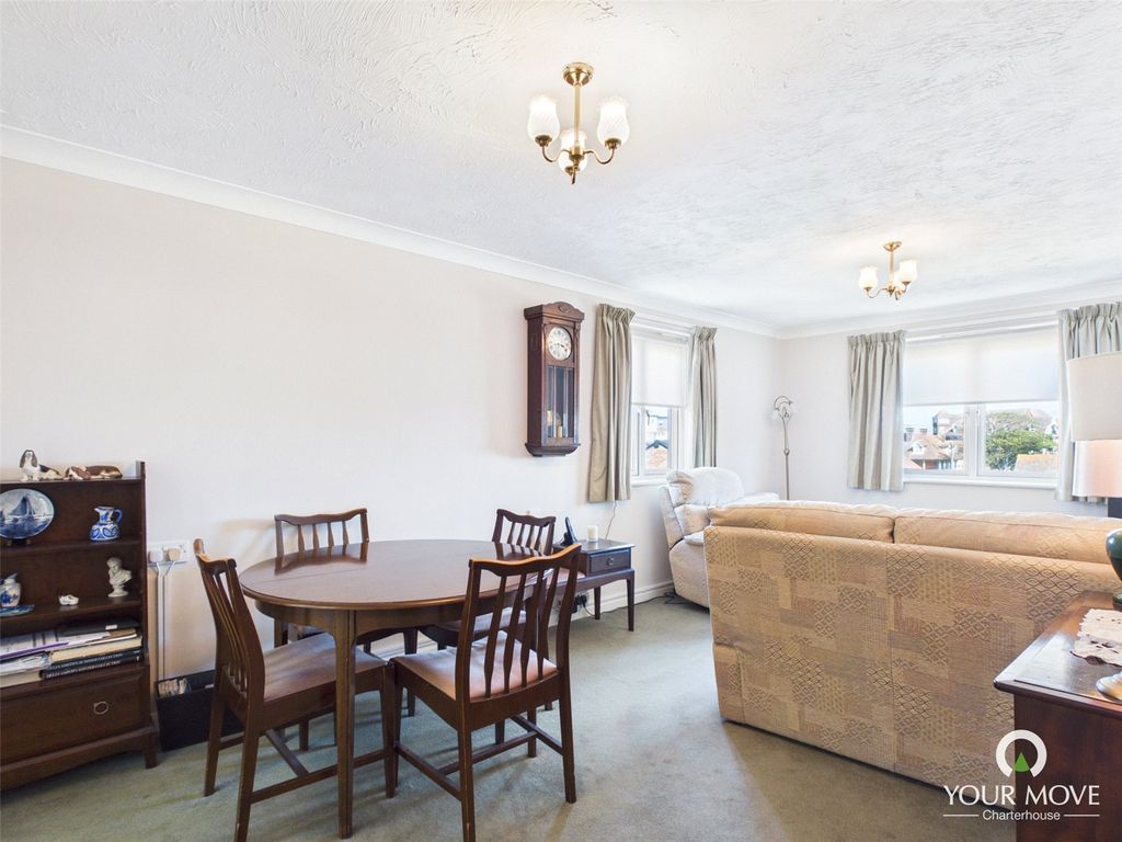 Property photo 3 of 13 Picture No. 05