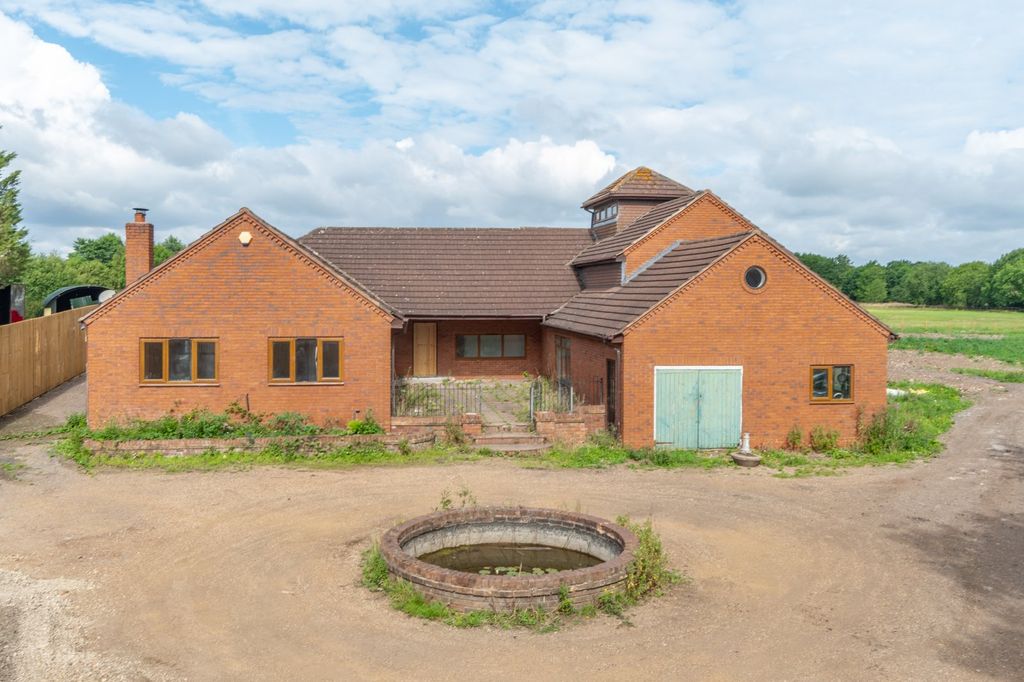 Property photo 1 of 18 Picture No. 04