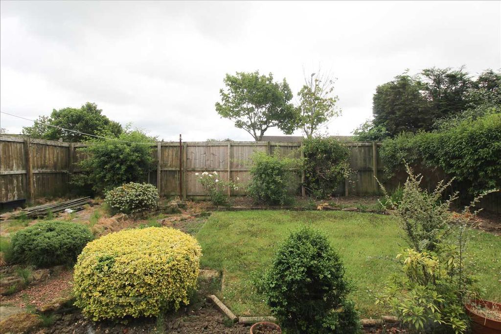 Property photo 3 of 18 Feature Photo