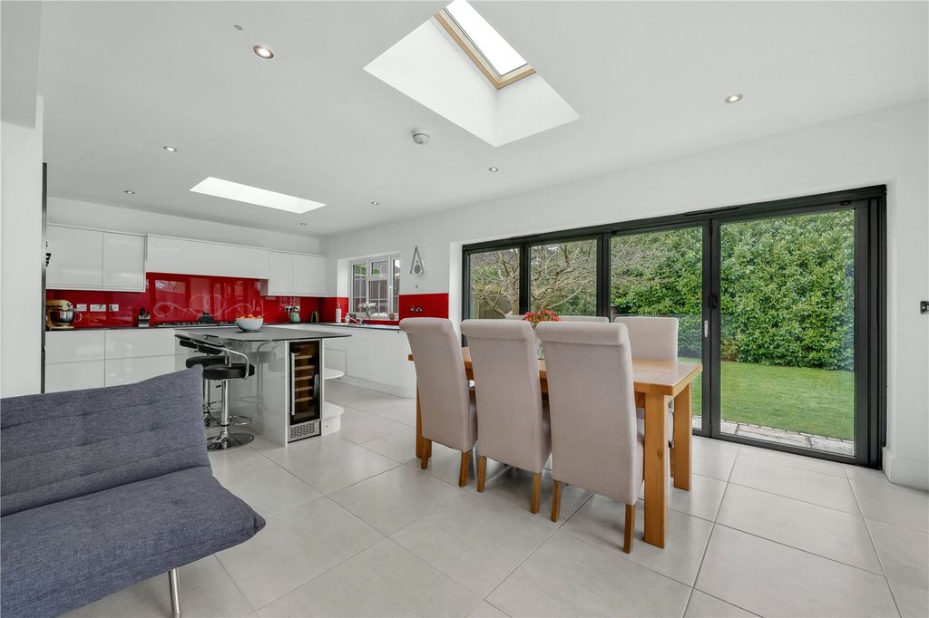 Property photo 3 of 14 Picture No. 08