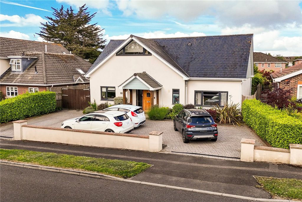 Property photo 1 of 25 Picture No. 24