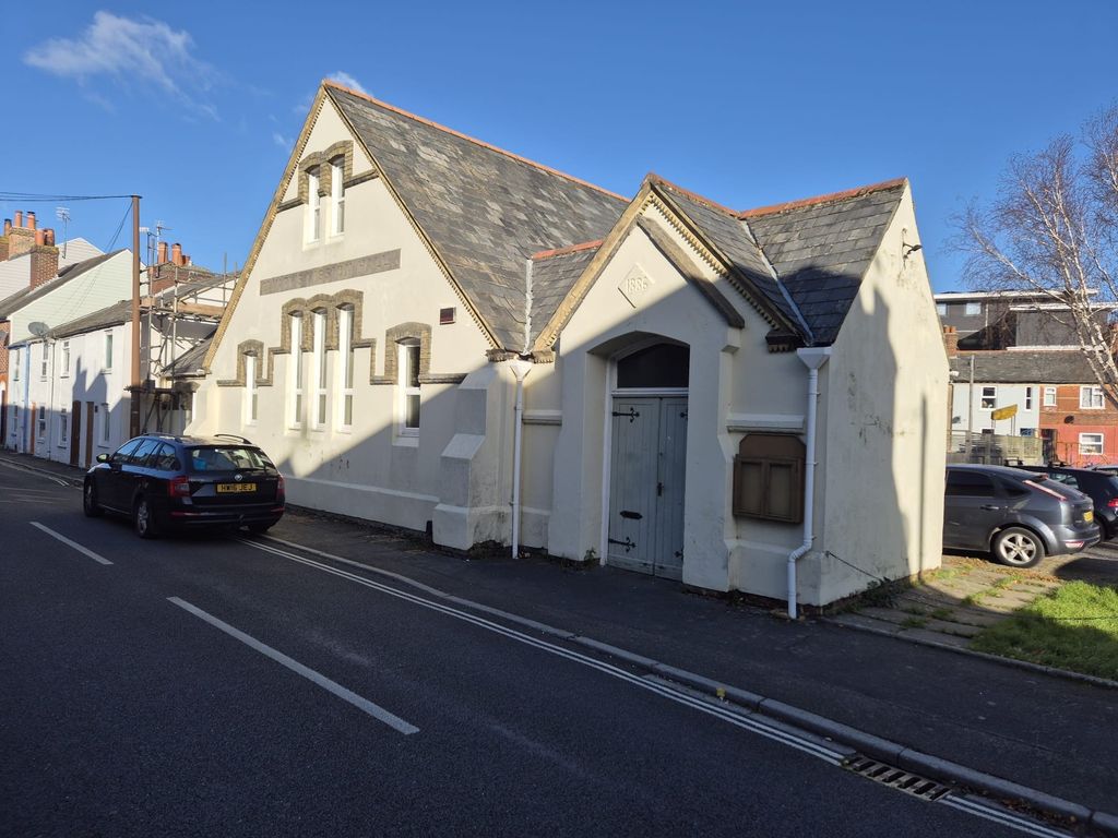 Property photo 2 of 15