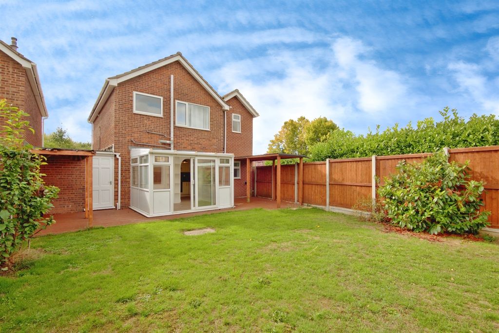 Property photo 2 of 17