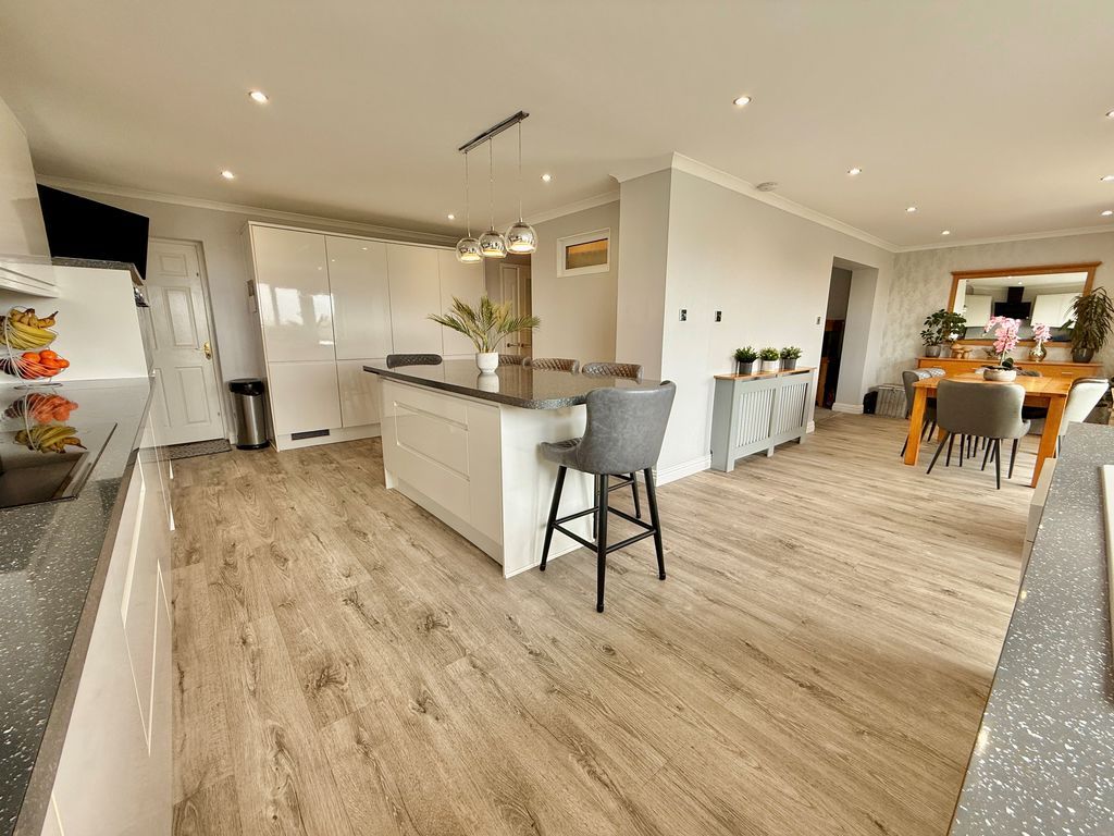 Property photo 3 of 35 Photo 3