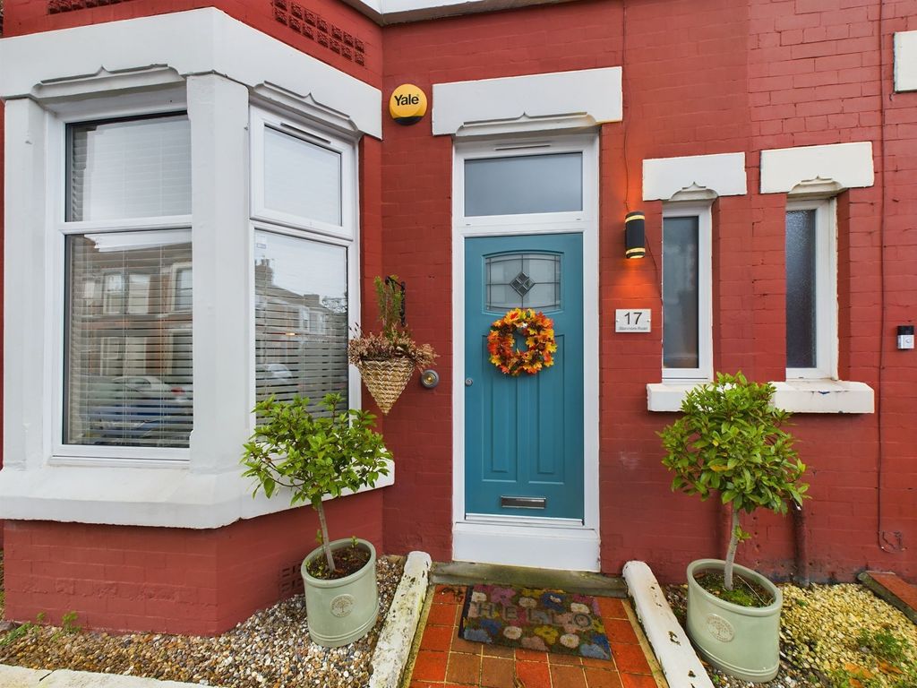 Property photo 2 of 26