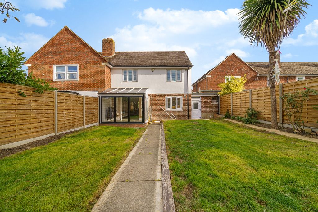 Property photo 1 of 12 1795711