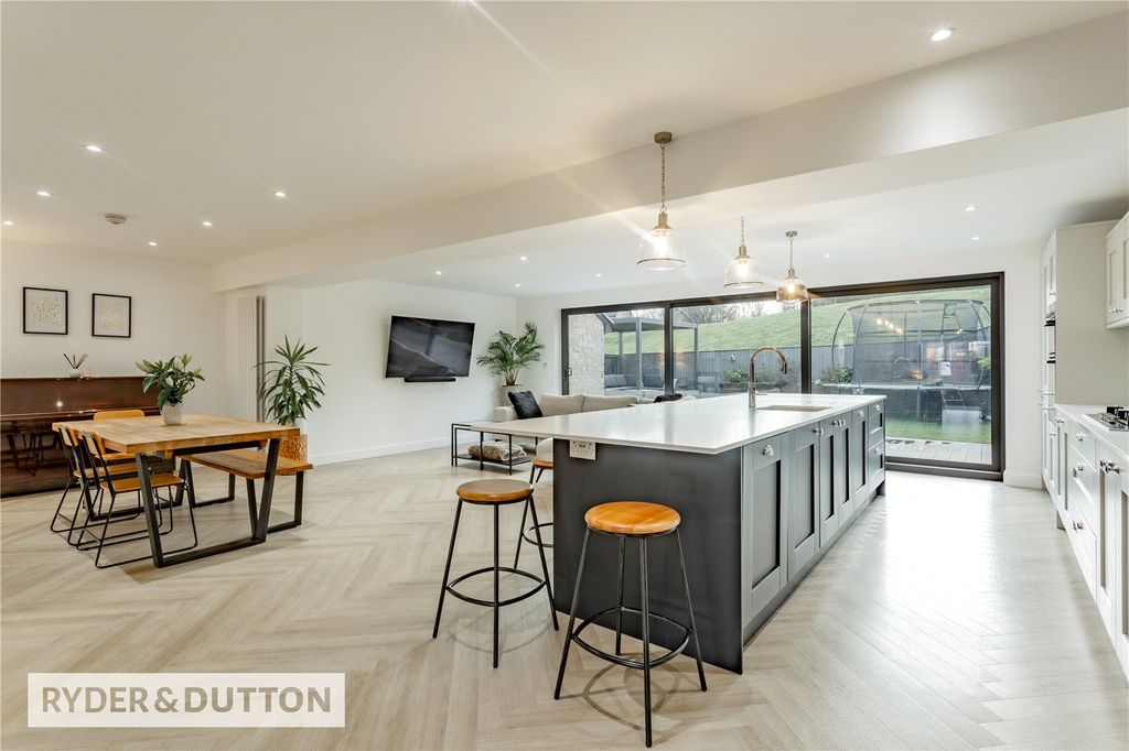 Property photo 2 of 30 Picture 2