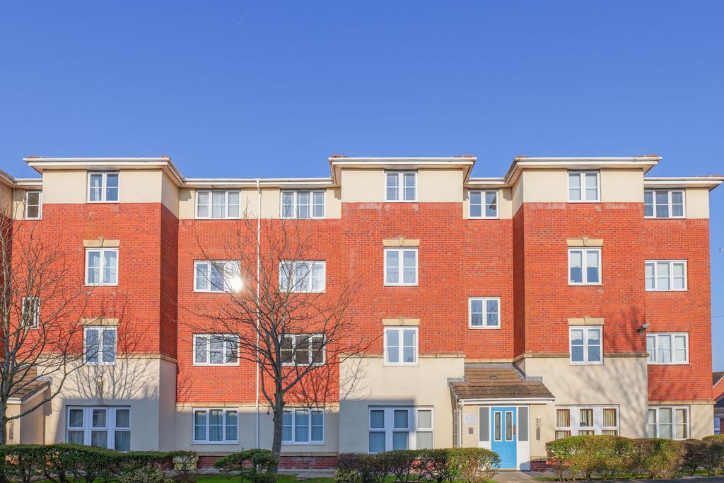 Property photo 1 of 20