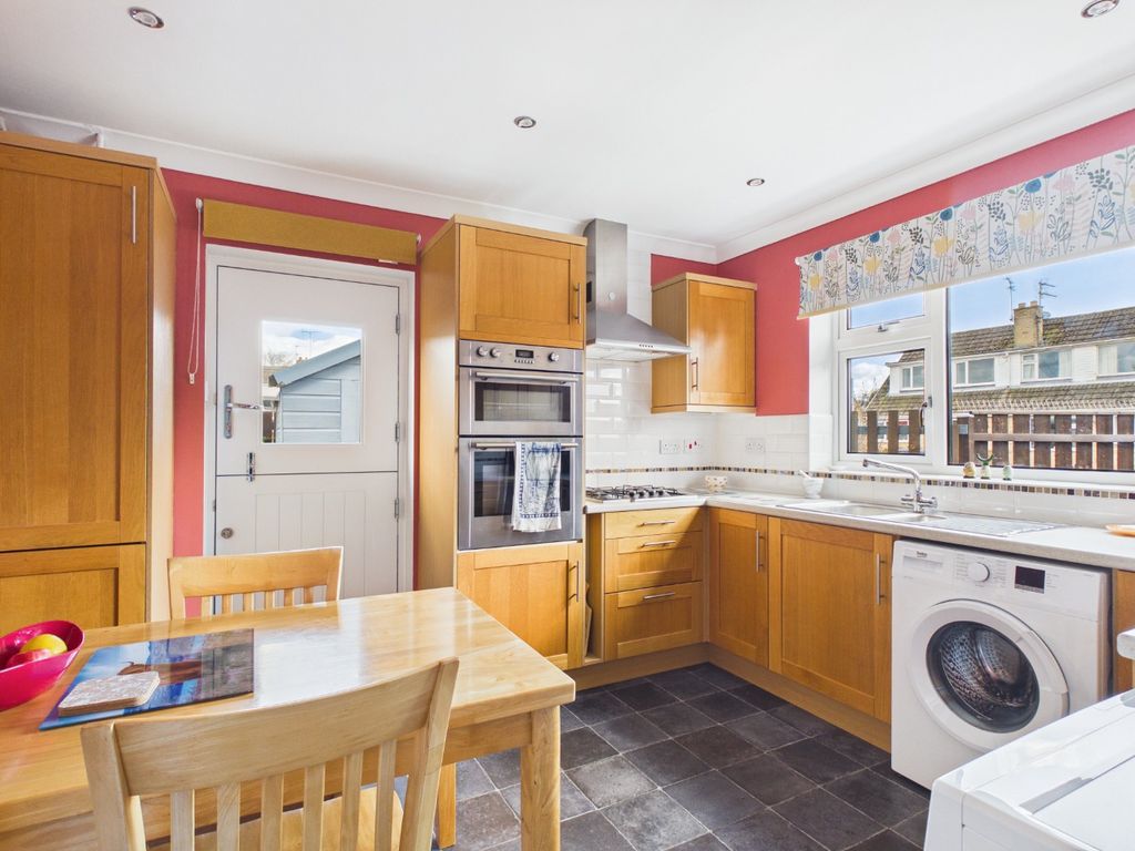 Property photo 2 of 18 5006734