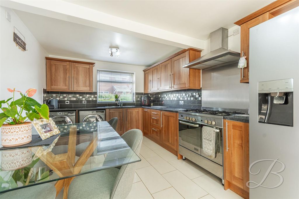 Property photo 2 of 29 Ccltd19.Jpg