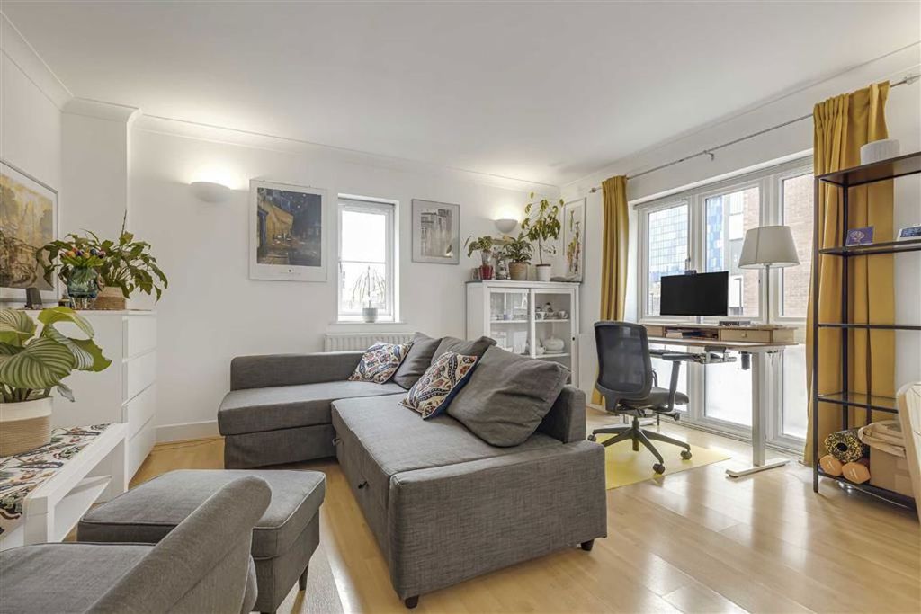 Property photo 2 of 6