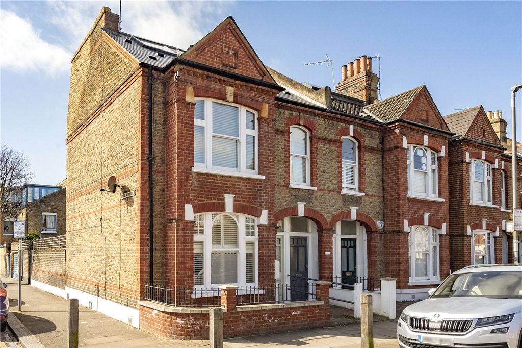 Property photo 1 of 10