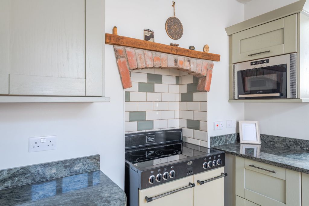 Additional image 7 of 2 bed bungalow for saleBelle Vue Avenue, Lynton EX35