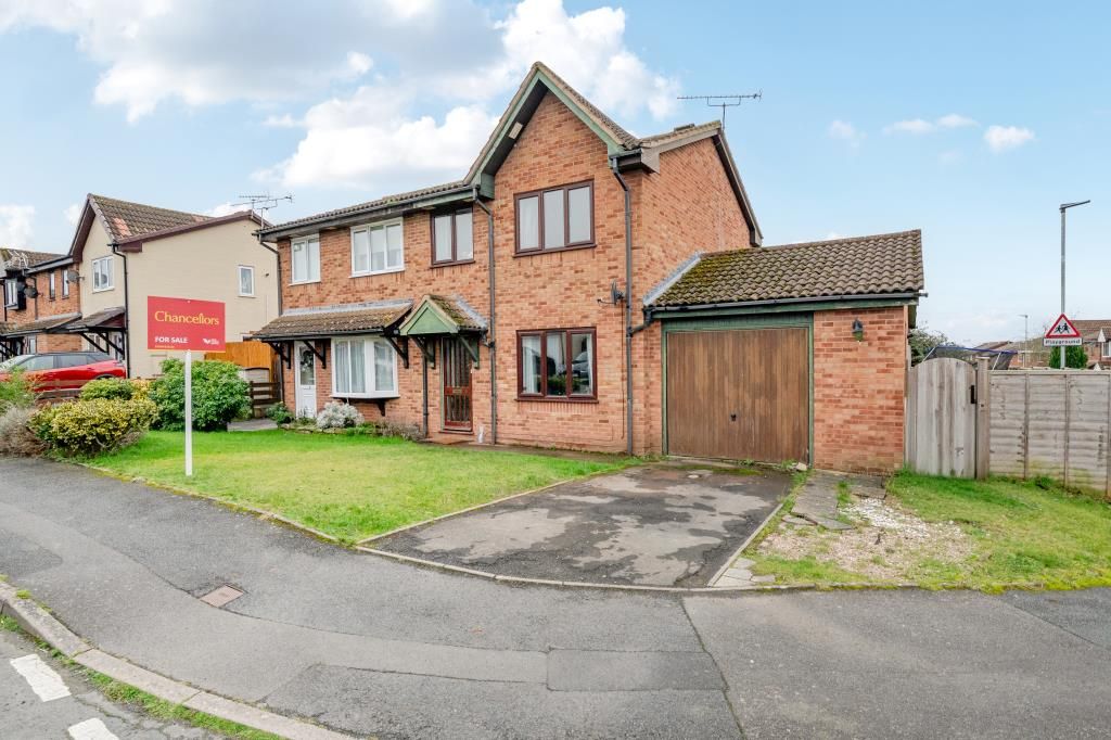 Property photo 1 of 12 Front Aspect