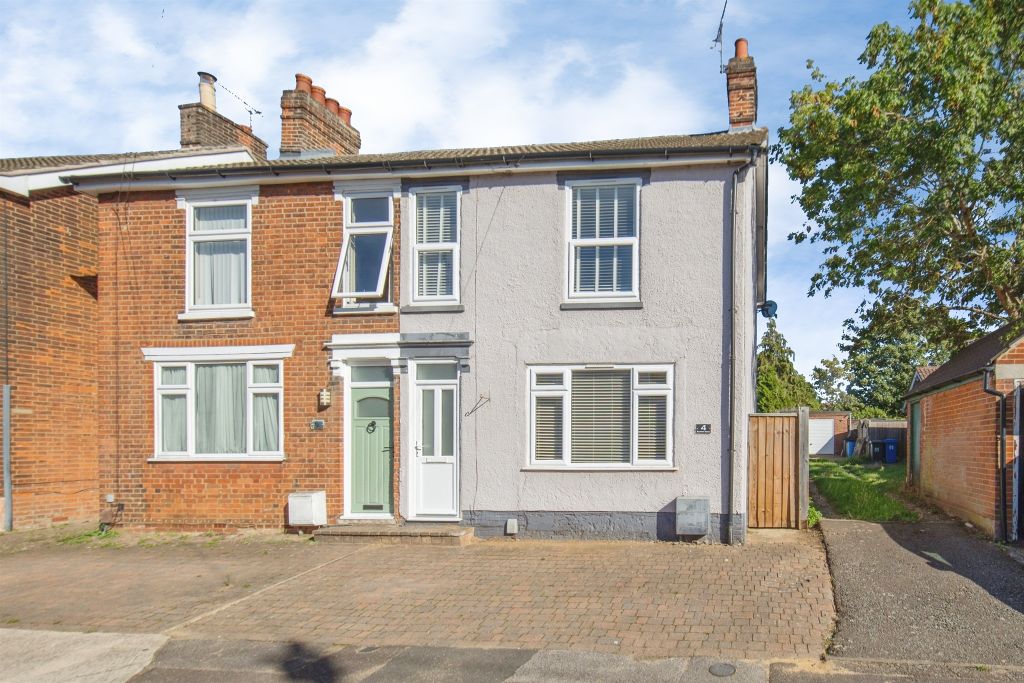 Property photo 1 of 16