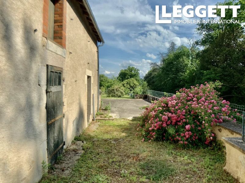 Property photo 3 of 10