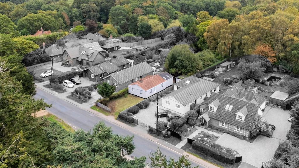 Property photo 2 of 8