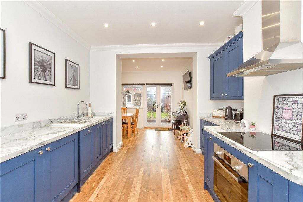 Property photo 2 of 13 Kitchen