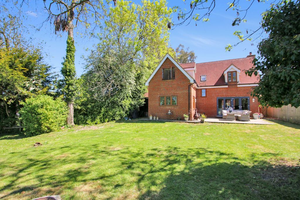 Property photo 1 of 24