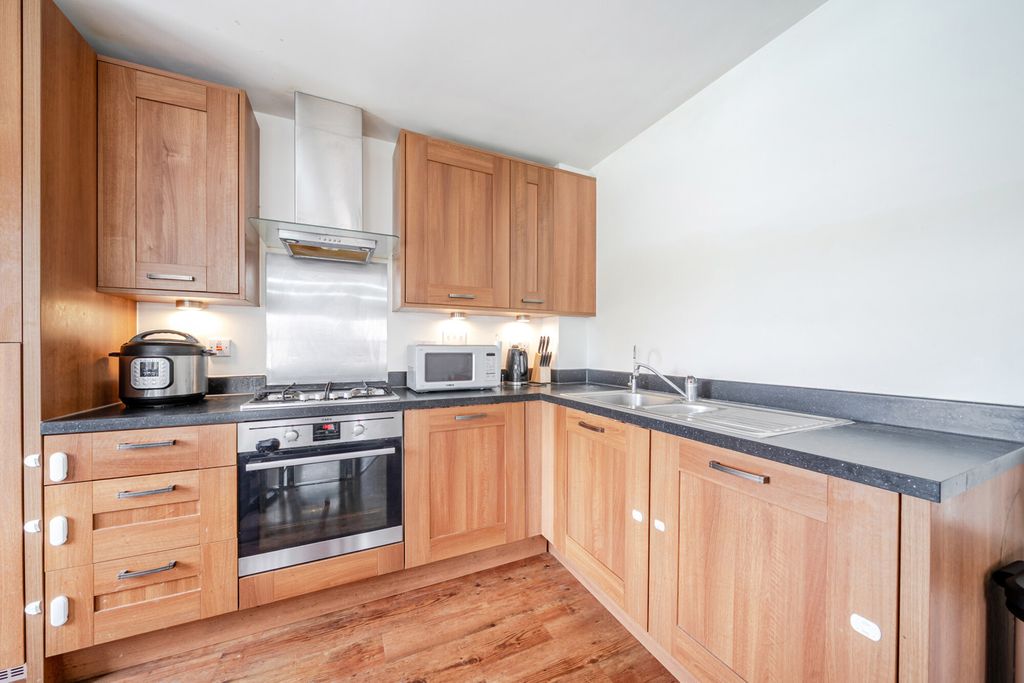 Property photo 2 of 13 Kitchen