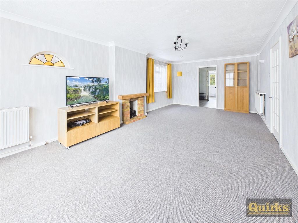 Property photo 2 of 19 Cam02342G0-Pr0234-Still004.Jpg