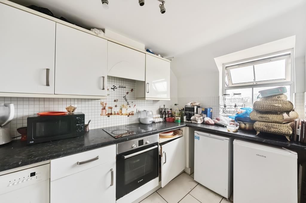 Property photo 2 of 20 Kitchen