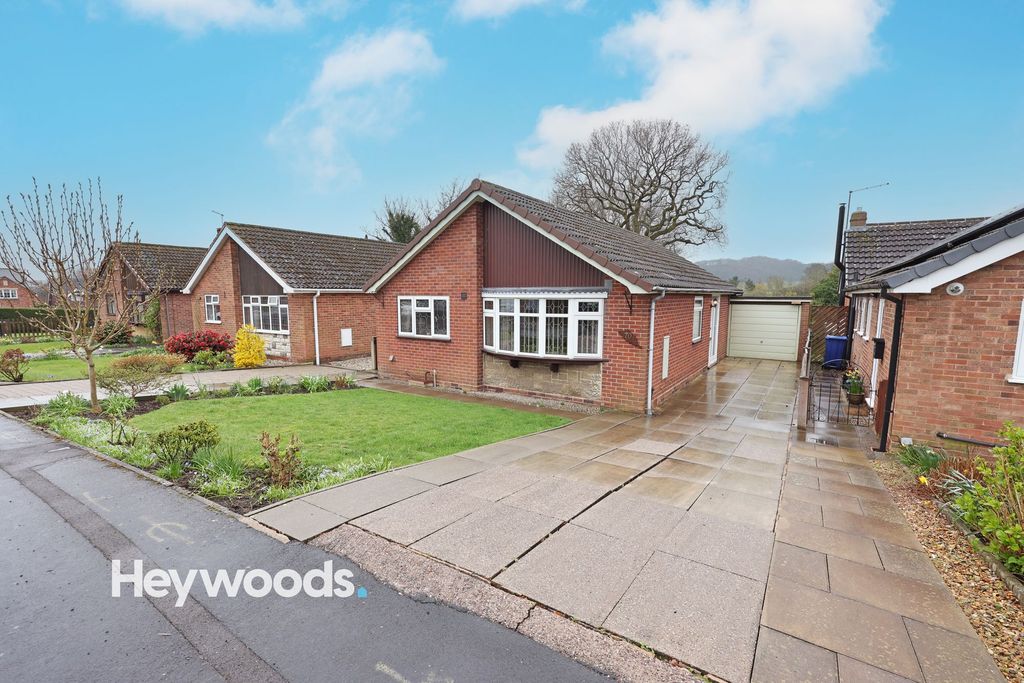 Property photo 1 of 27