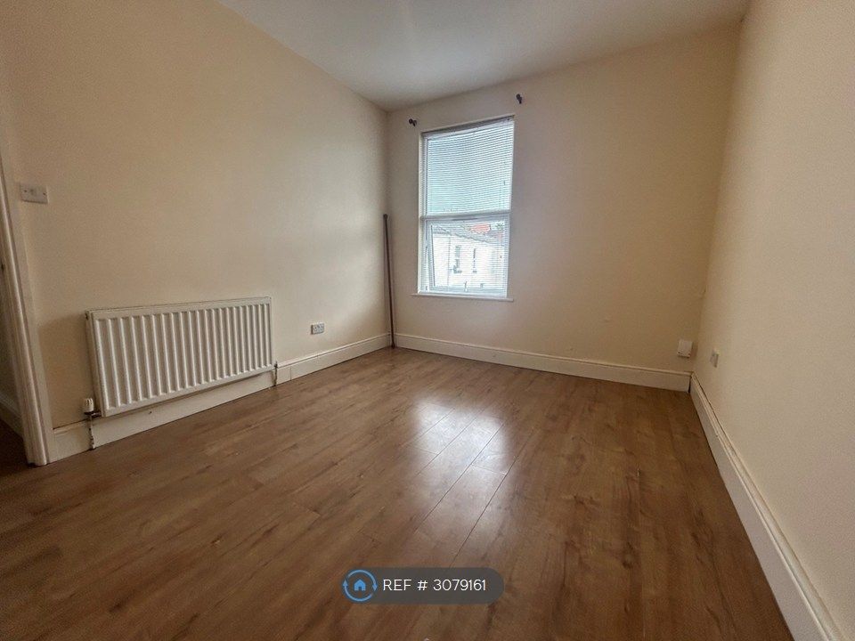 Property photo 2 of 4