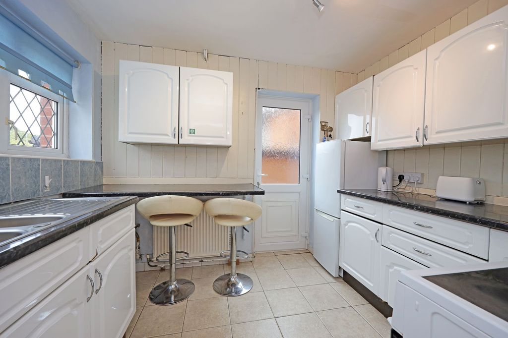 Property photo 3 of 22