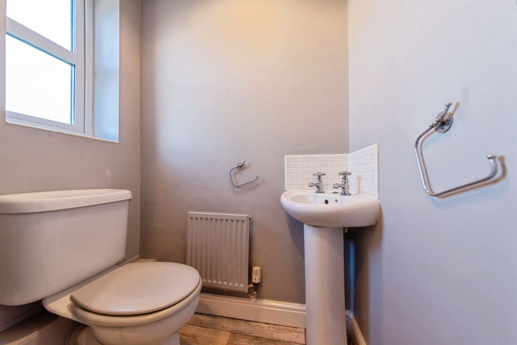 Property photo 3 of 19