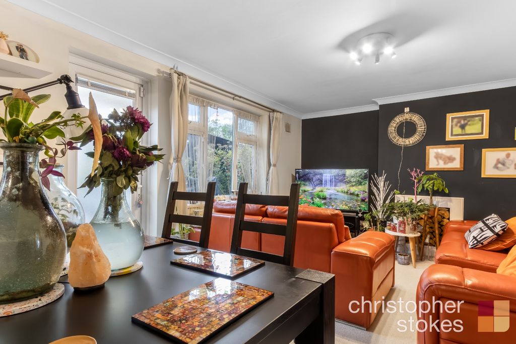 Property photo 3 of 22 4992545