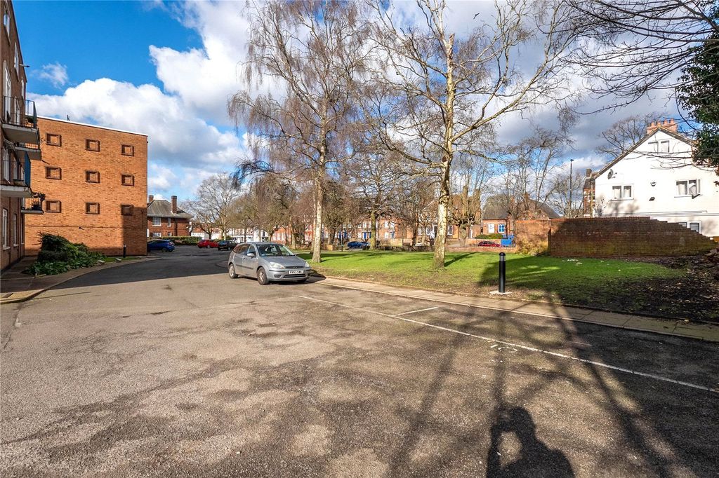 Property photo 1 of 8 Picture No. 06