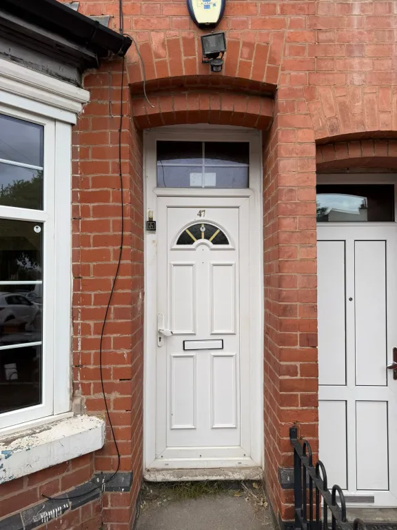 Property photo 1 of 5