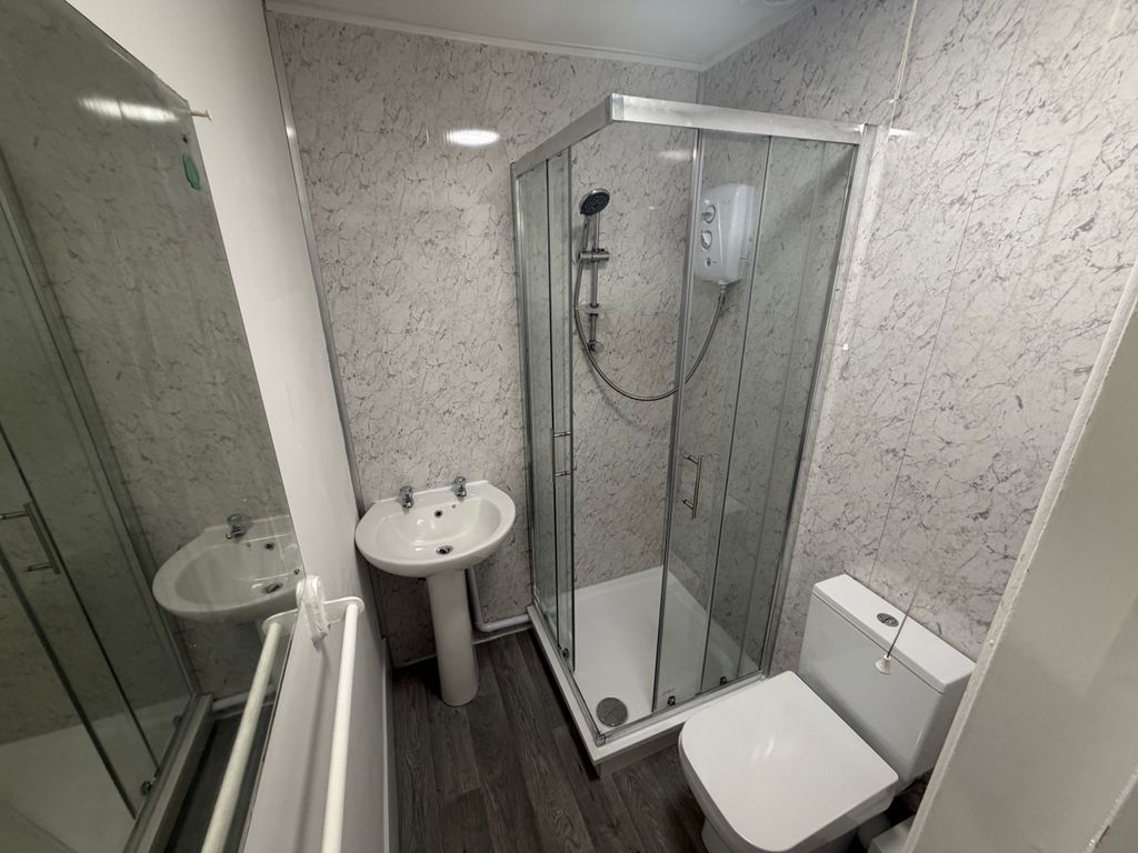 Property photo 2 of 3