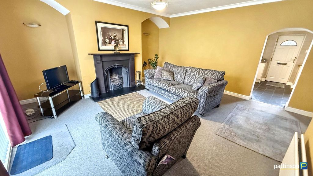 Property photo 2 of 21